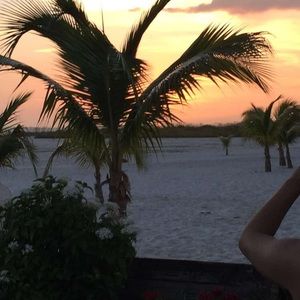 Meet your Posher, Derrick